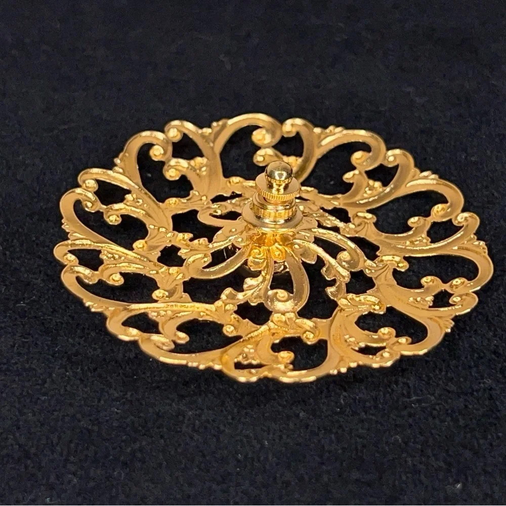 Vintage Avon Gold Tone Faux Pearl Round Filigree Brooch Pin Ornate Filigree